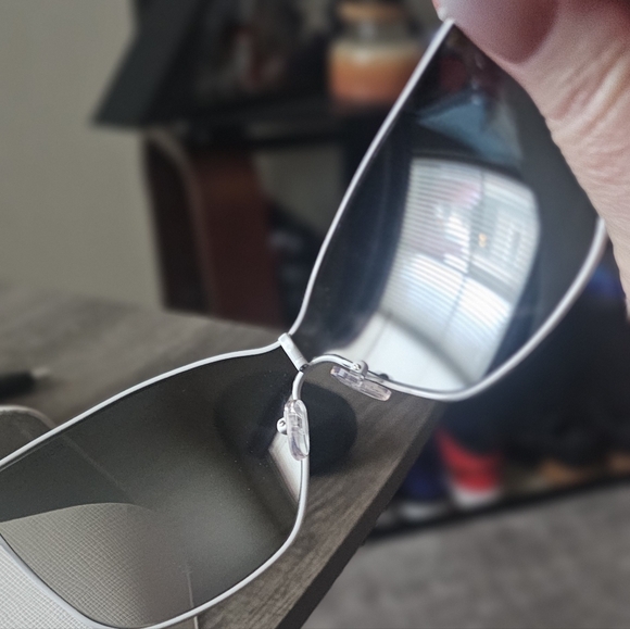 Michael Kors Juneau Sunglasses - Picture 4 of 6